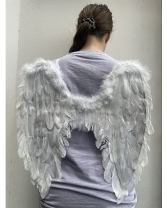Angel Feather Wings - White (50x50cm) (65211INT)